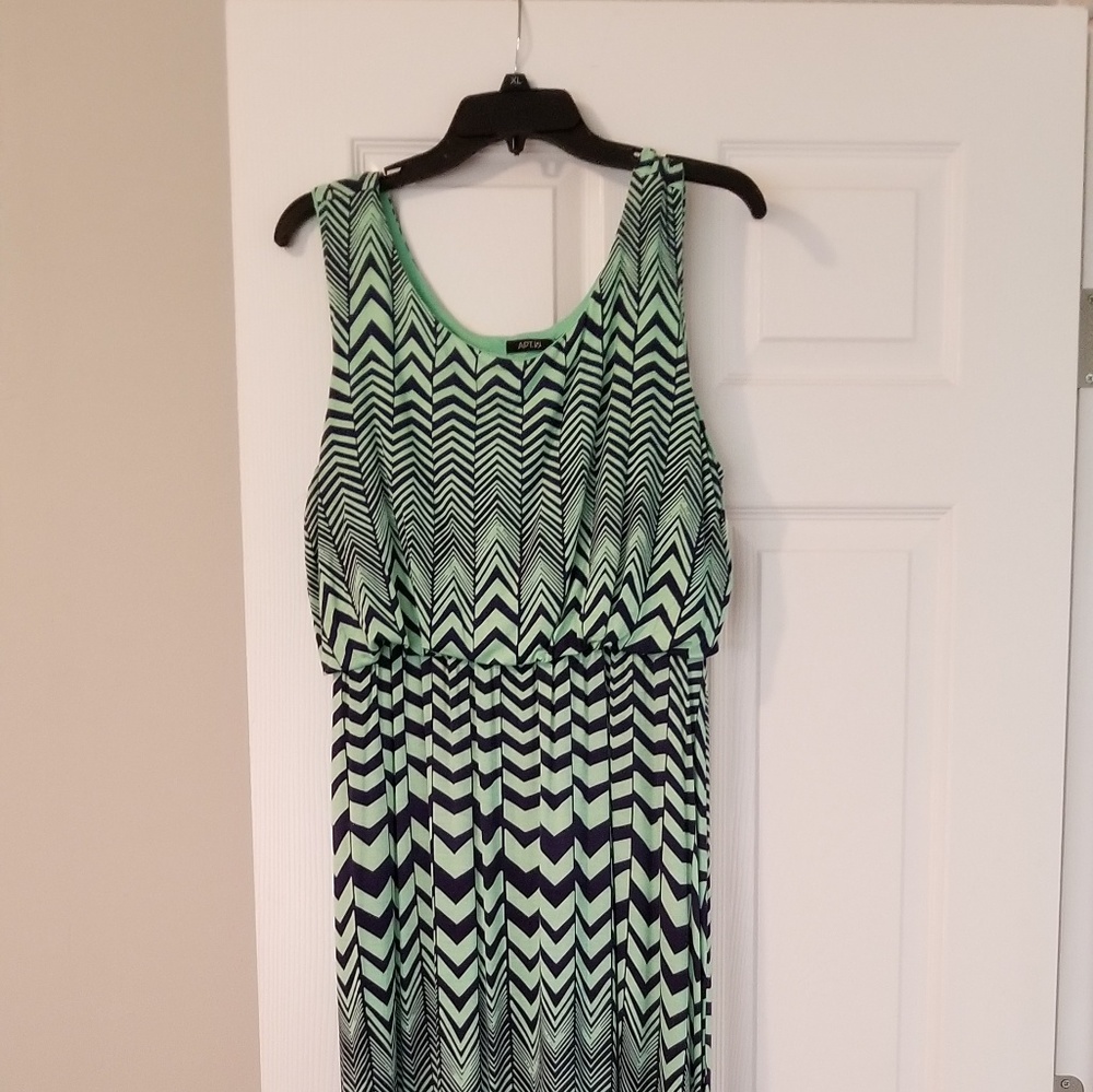 Maxi dress